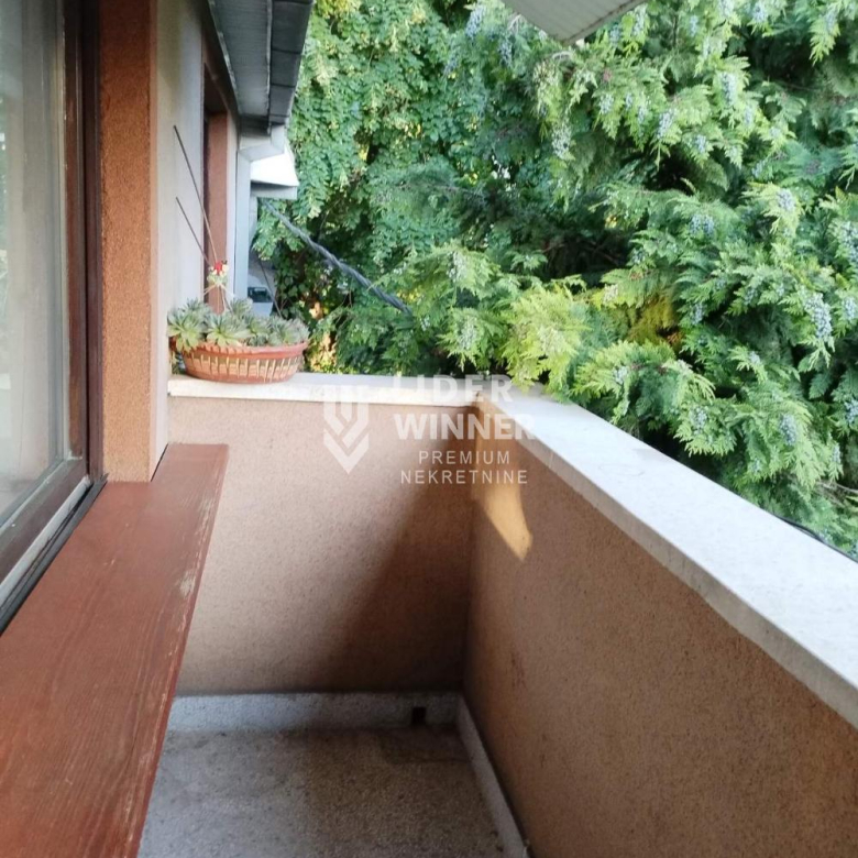 Stan Izdavanje Beograd Senjak 100 m2