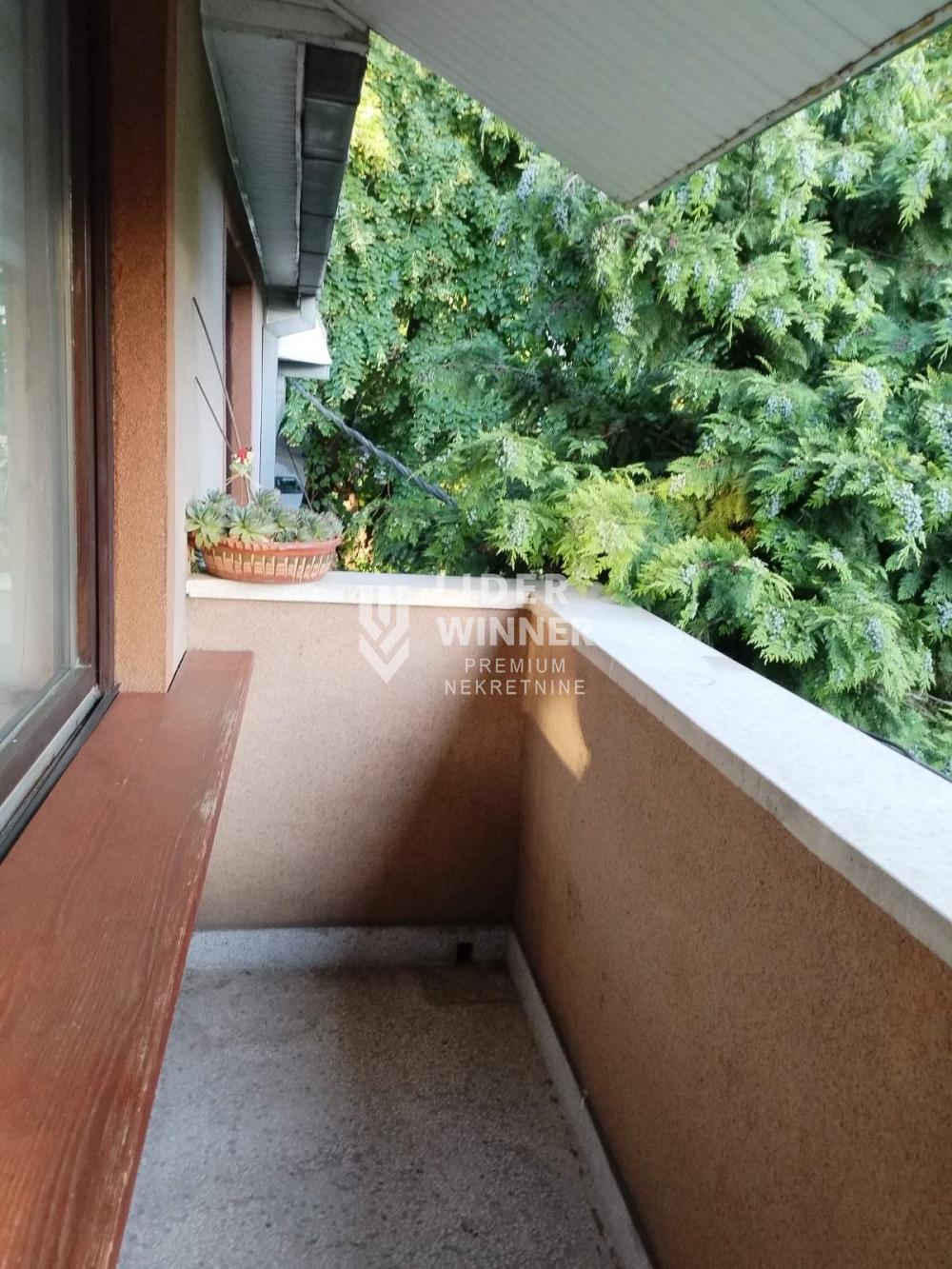 Stan Izdavanje Beograd Senjak 100 m2