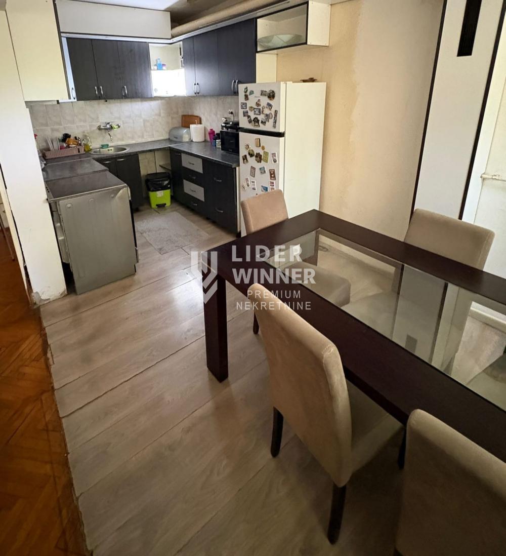 Stan Prodaja Beograd Blok 45 70 m2