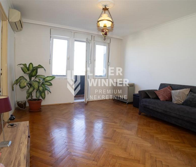 Stan Izdavanje Beograd Trg Republike 55 m2