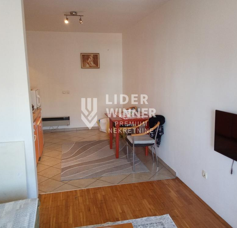 Stan Izdavanje Beograd Gornji Grad 26 m2