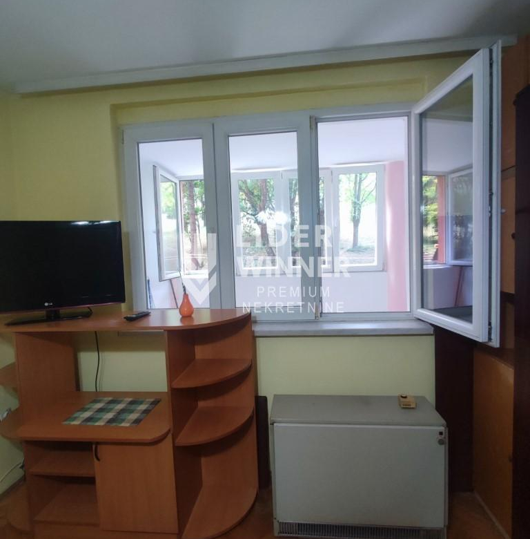 Stan Prodaja Beograd Karaburma 33 m2