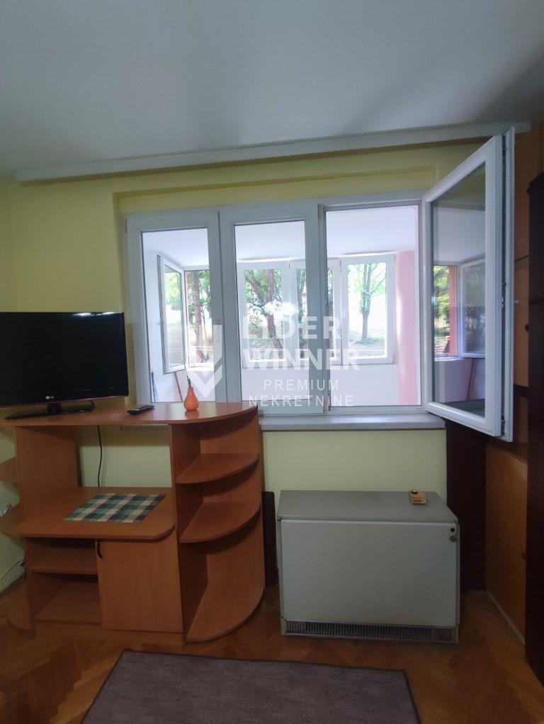 Stan Prodaja Beograd Karaburma 33 m2