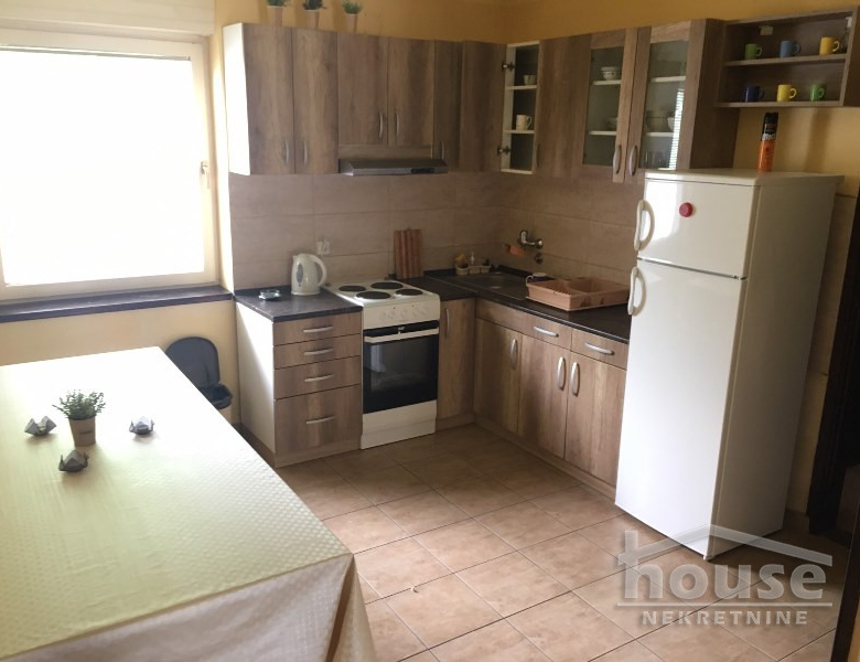 Kuća Prodaja Novi Sad  217 m2