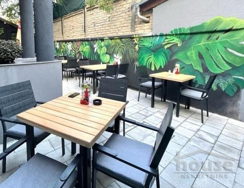 Lokal Prodaja Novi Sad  250 m2