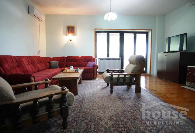 Kuća Prodaja Novi Sad  290 m2