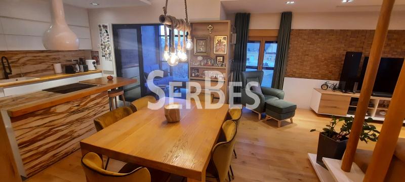 211001471-9-20231107203839 Četvorosoban stan na prodaju, Centar, Novi Sad, 132m², 566.500 €