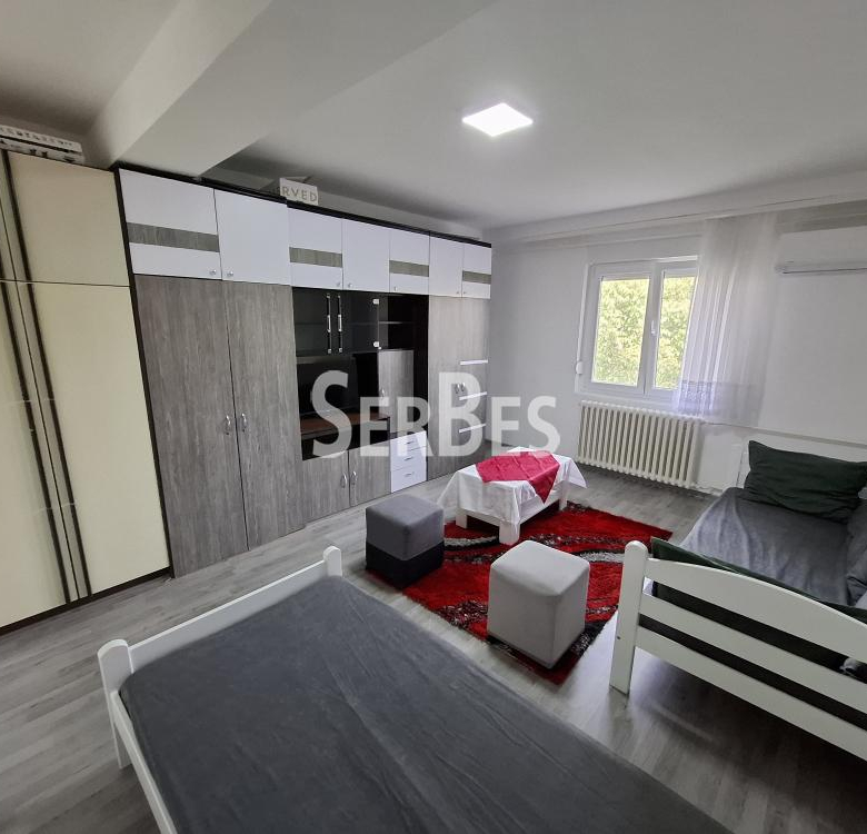 Izdajem odlican 1.0 stan 45m2 na Novom naselju ID#1836.