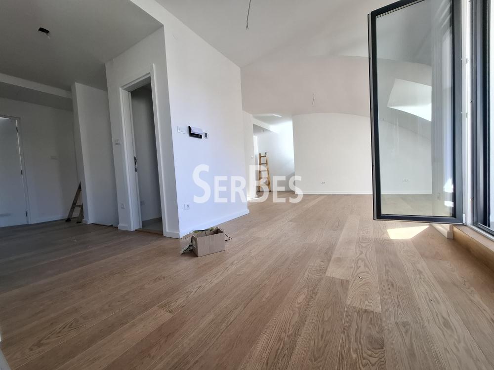 211001661-6-20250604152503 Četvorosoban stan na prodaju, Bulevar Oslobođenja, Novi Sad, 104m², 329.920 €