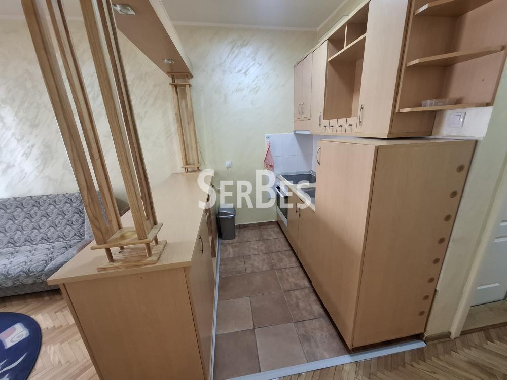 Stan Izdavanje Novi Sad  30 m2