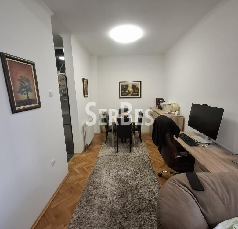 Stan Izdavanje Novi Sad  44 m2