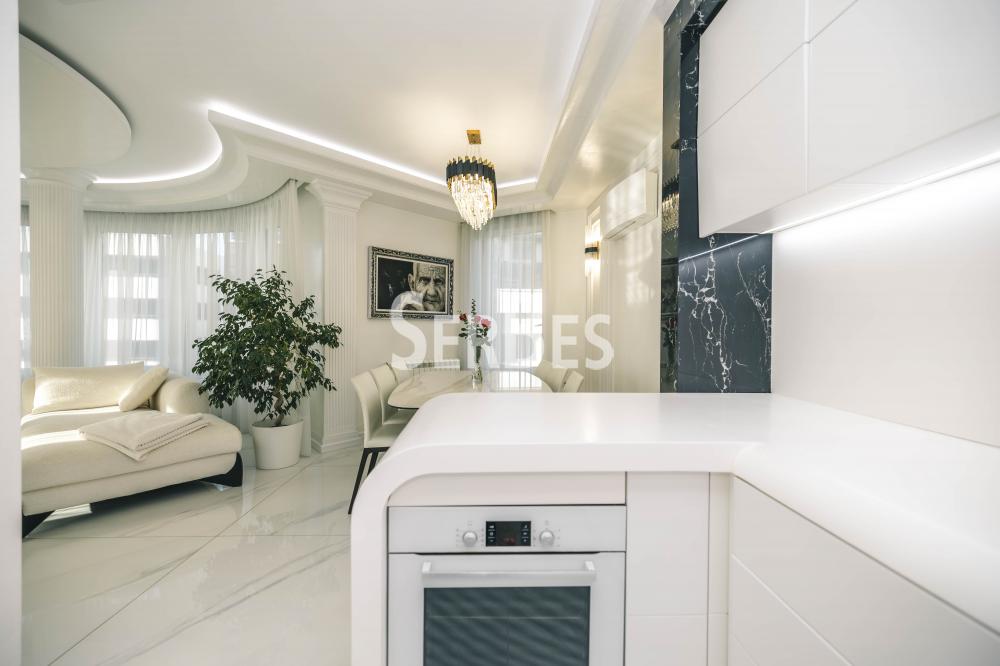Stan Izdavanje Novi Sad  360 m2