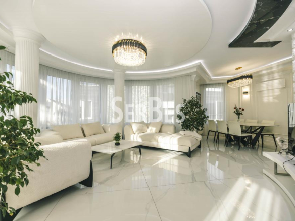 Stan Izdavanje Novi Sad  360 m2
