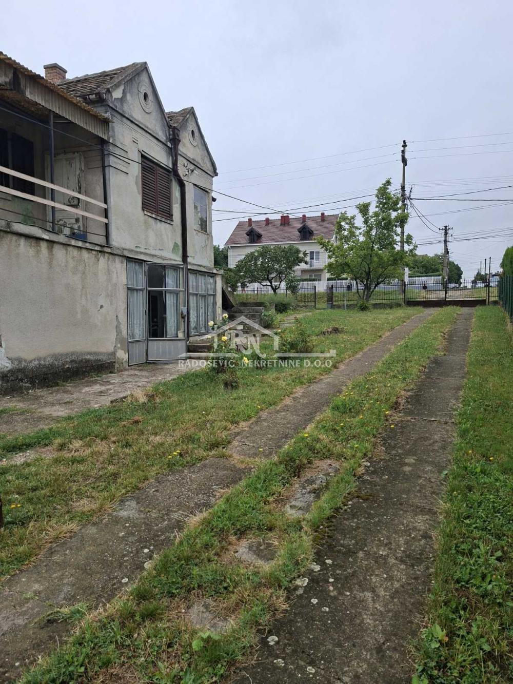 220001545-20-20250820135145 Kuća na prodaju, Sremčica, Beograd, 76m², 107.000 €