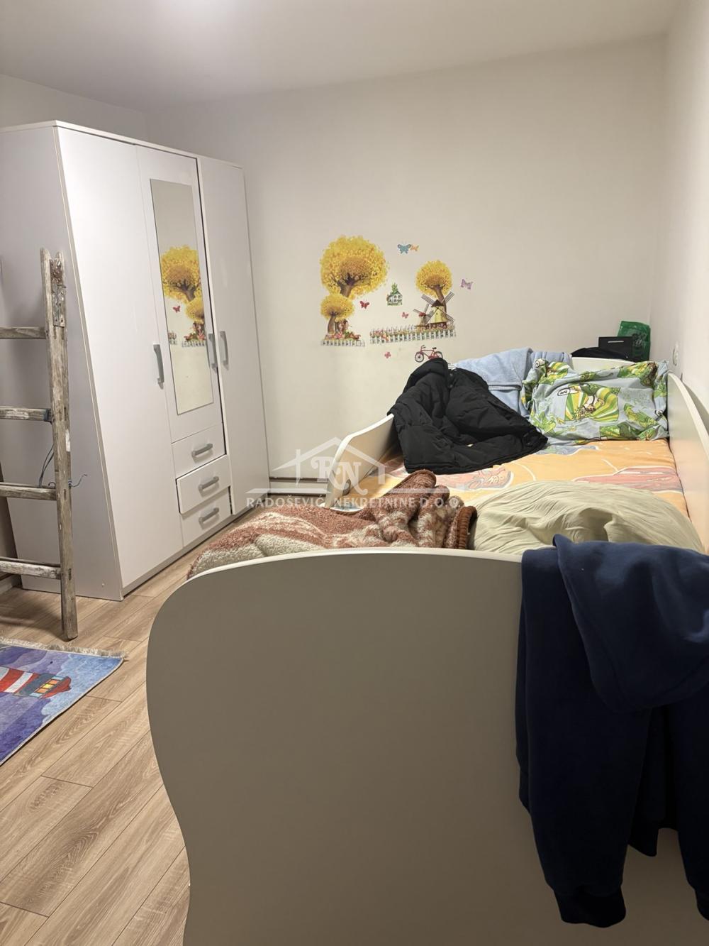220001624-7-20260321142832 Kuća na prodaju, Lipovica, Beograd, 215m², 132.000 €