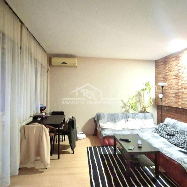 Stan Prodaja Beograd Blok 45 45 m2
