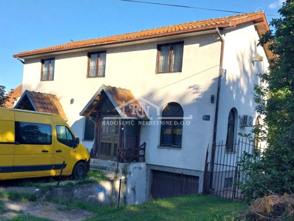 Kuća Prodaja Beograd Rvati 366 m2