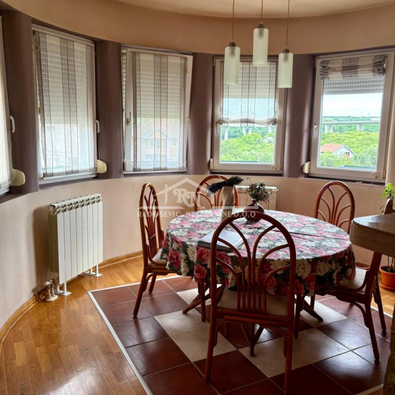 TOP PONUDA – Petlovo brdo (kod Vile Vertigo) 89m2+50m2 podrum ID#1668.