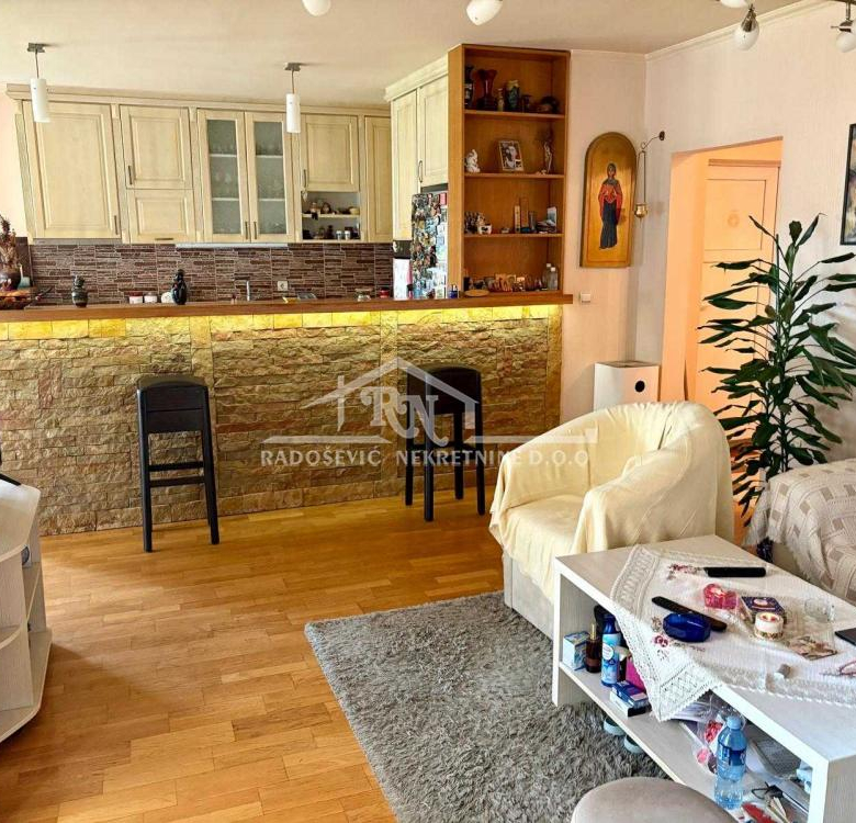Stan Prodaja Beograd Petlovo Brdo 89 m2