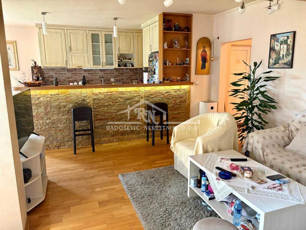 Stan Prodaja Beograd Petlovo Brdo 89 m2