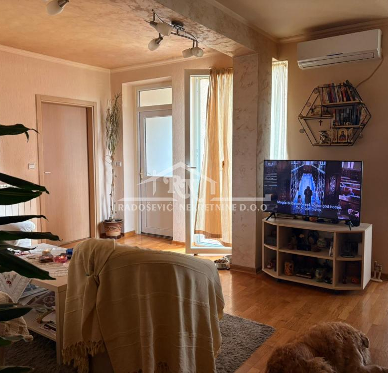 Stan Prodaja Beograd Petlovo Brdo 89 m2