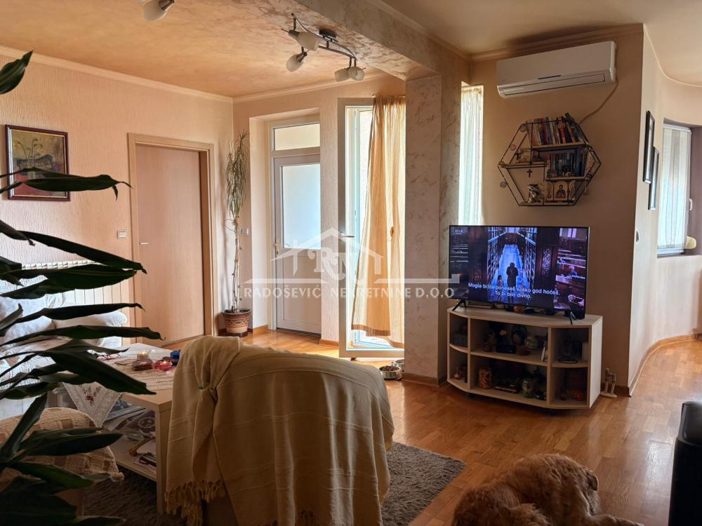 Stan Prodaja Beograd Petlovo Brdo 89 m2