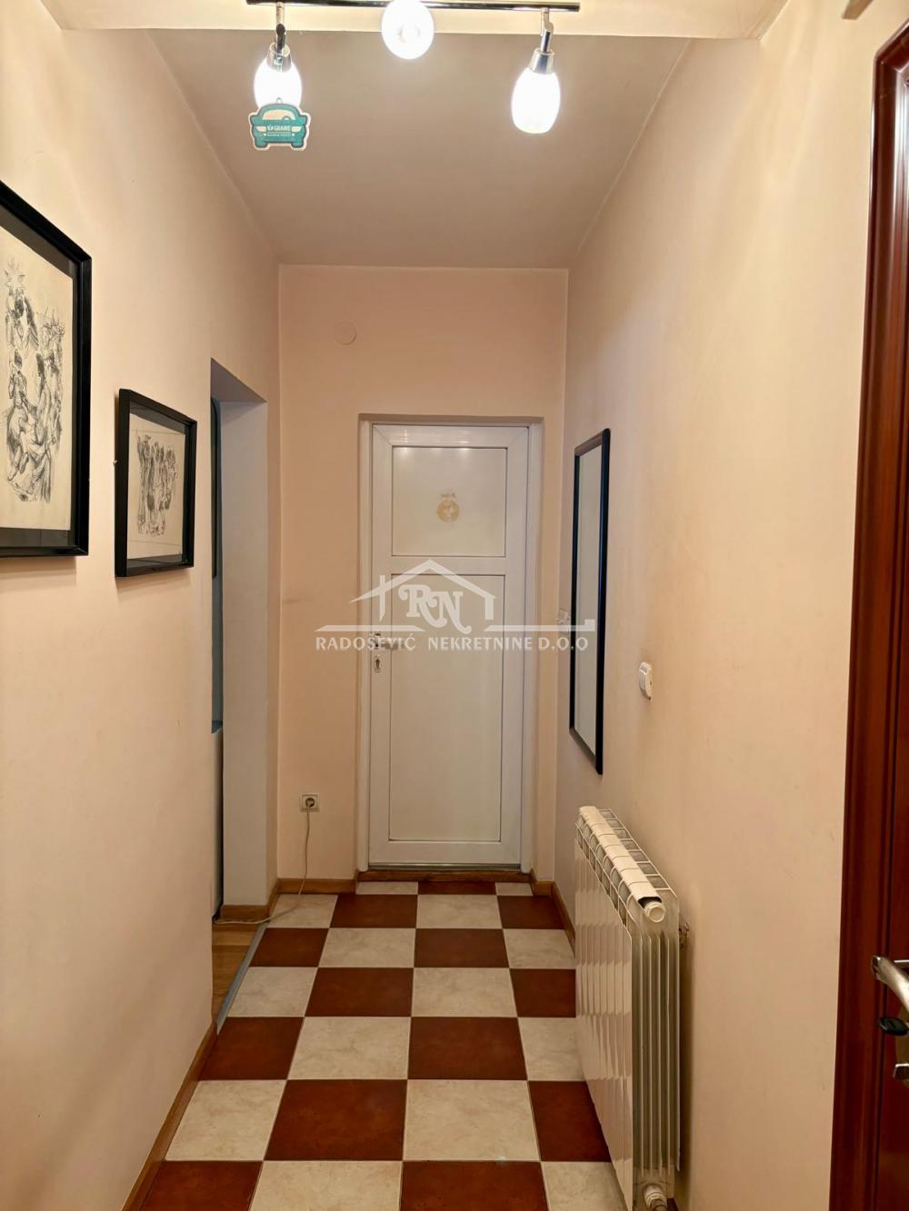 Stan Prodaja Beograd Petlovo Brdo 89 m2