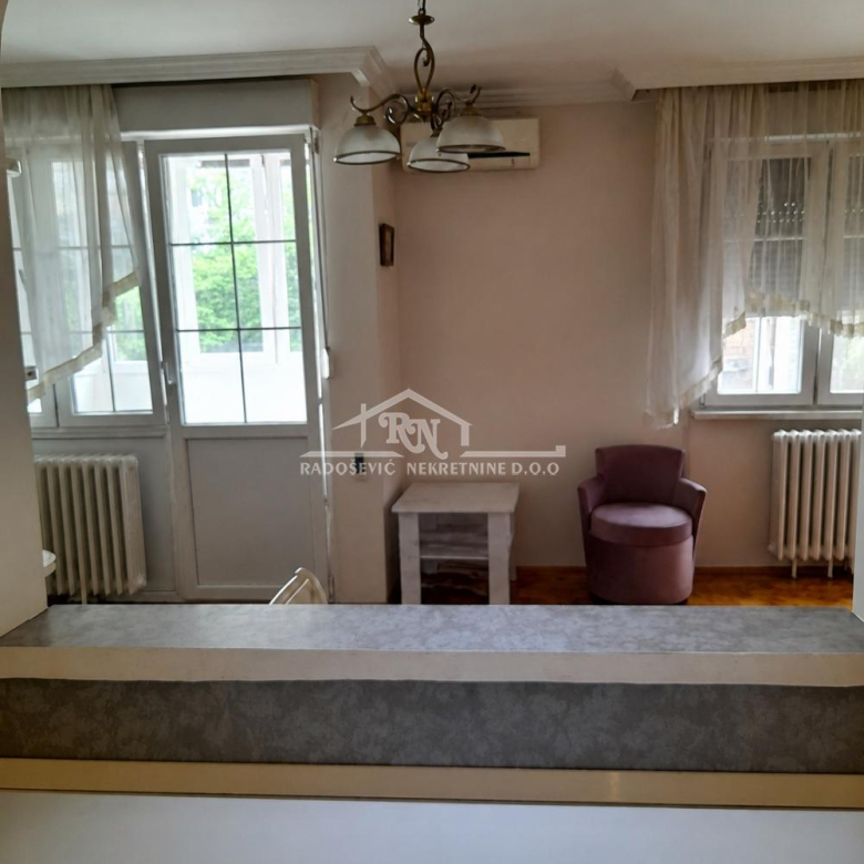 Stan Izdavanje Beograd Banovo Brdo 41 m2