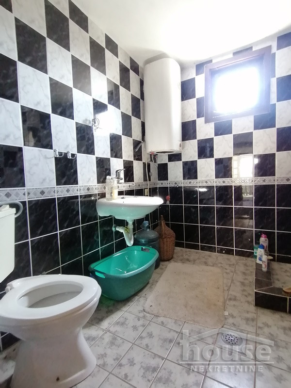Kuća na prodaju, Centar, Žabalj, 160m², 123.600 €