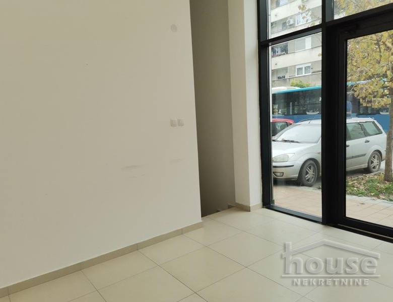 Lokal Prodaja Novi Sad  64 m2