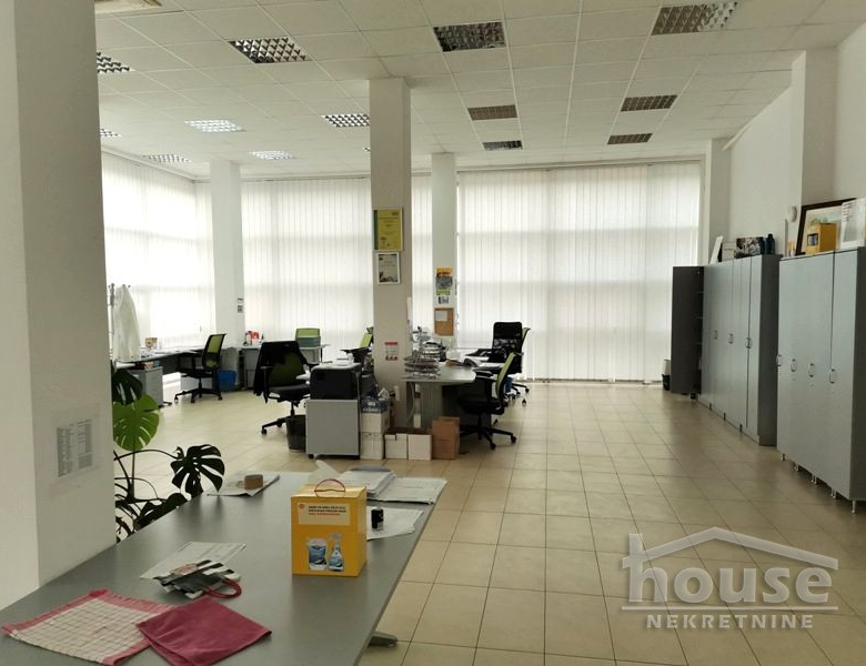Lokal Izdavanje Novi Sad  400 m2