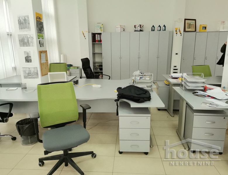 Lokal Izdavanje Novi Sad  400 m2