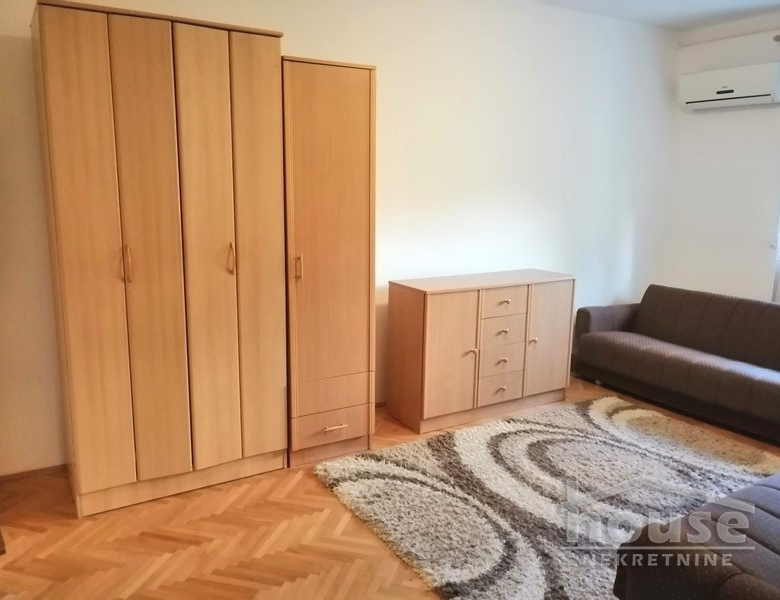 Stan Prodaja Novi Sad  28 m2