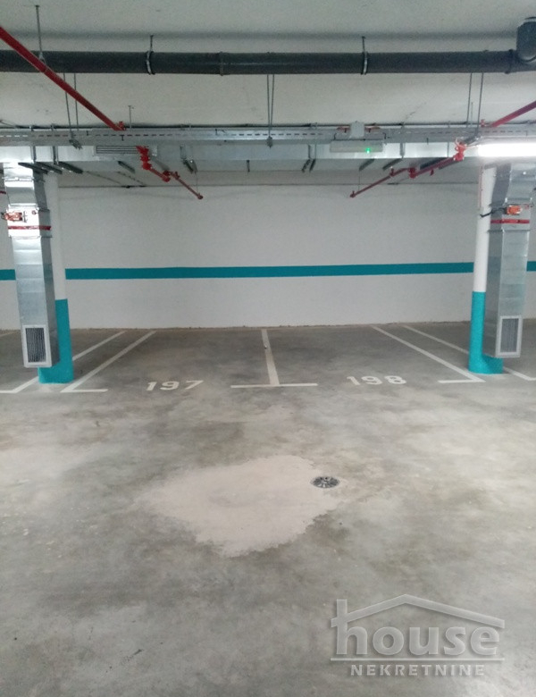 Garaža Izdavanje Novi Sad  12 m2