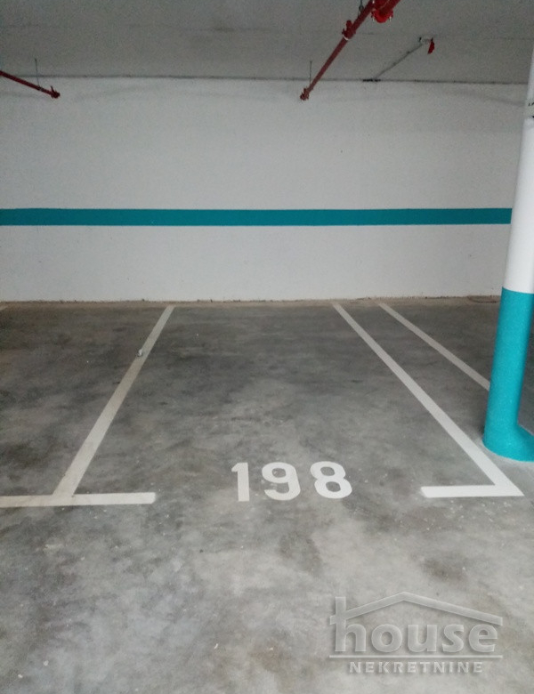 Garaža Izdavanje Novi Sad  12 m2