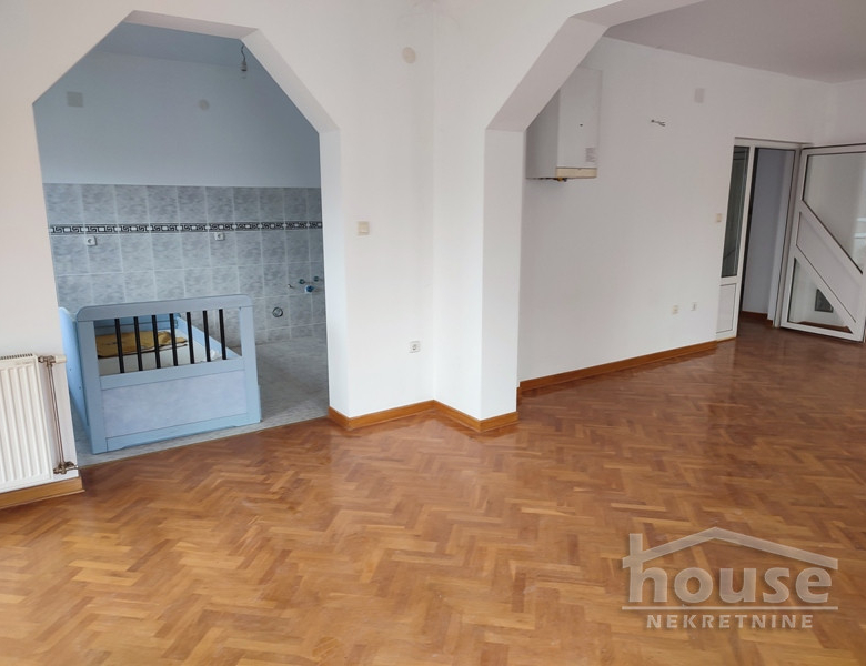 Kuća Prodaja Novi Sad  296 m2