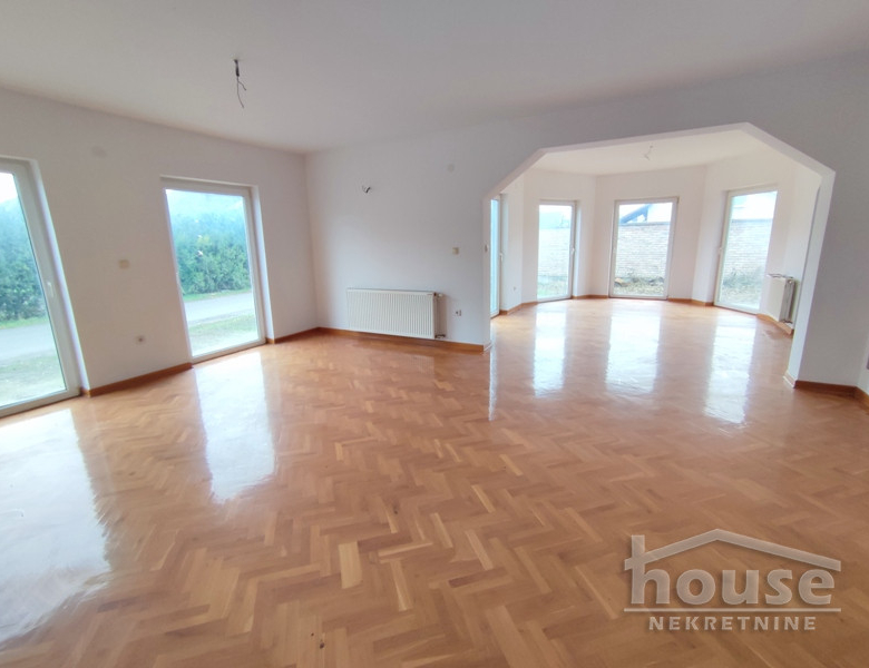 Kuća Prodaja Novi Sad  296 m2