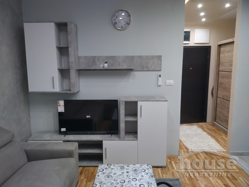 Stan Izdavanje Novi Sad  25 m2