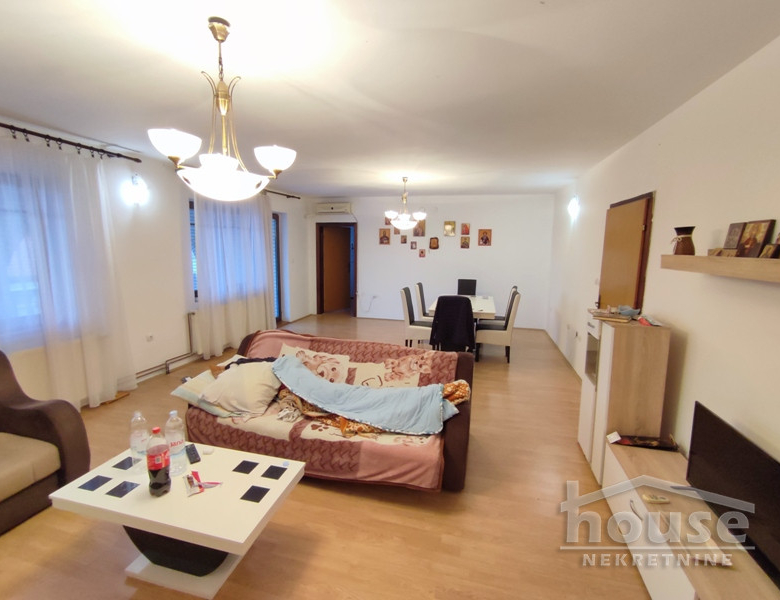 Kuća Prodaja Novi Sad  300 m2