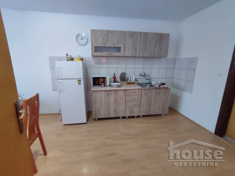 Kuća Prodaja Novi Sad  300 m2