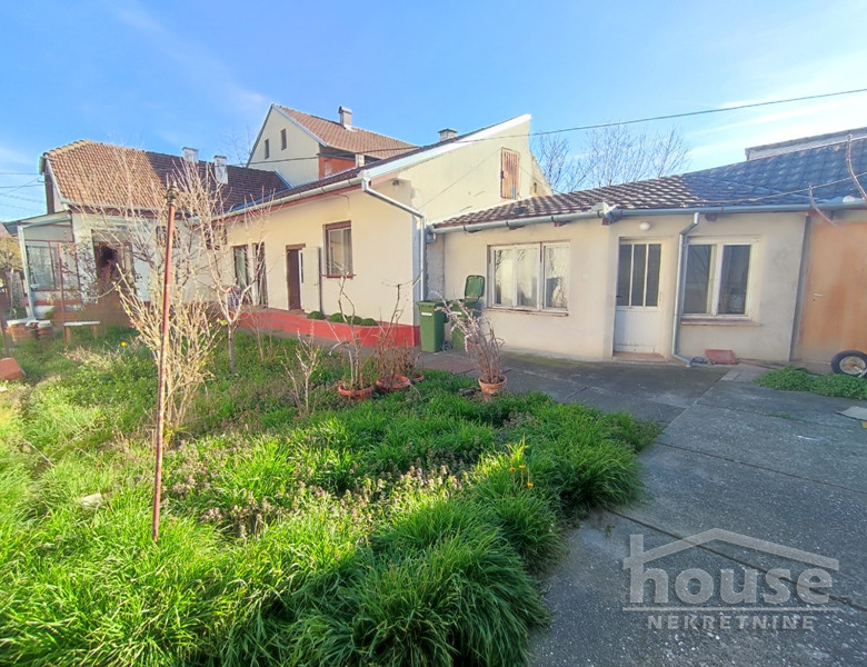 Kuća Prodaja Novi Sad  244 m2