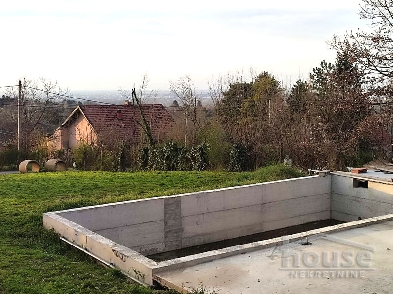 Kuća Prodaja Novi Sad  266 m2