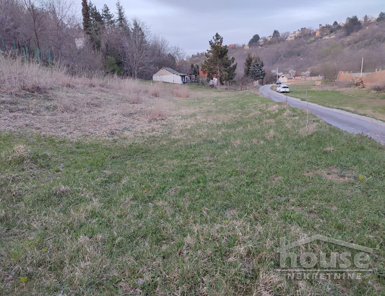 Plac Prodaja Novi Sad  1718 m2