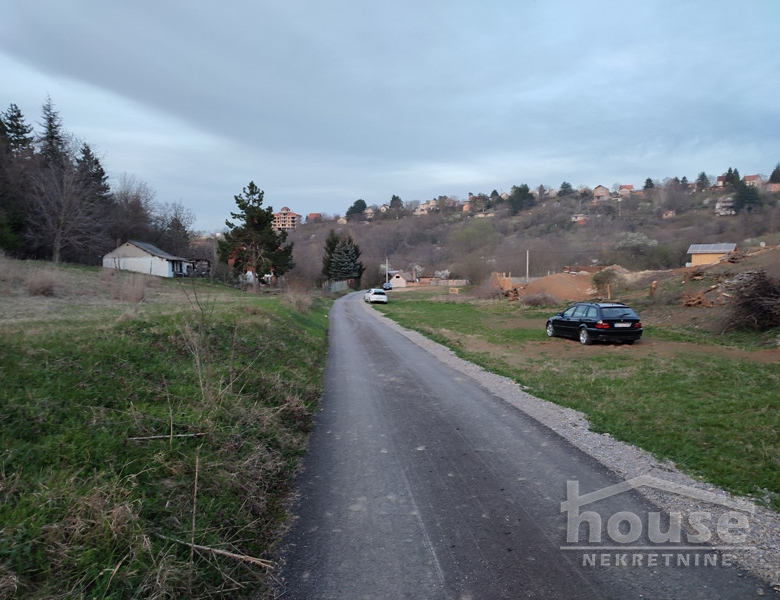 Plac Prodaja Novi Sad  1718 m2