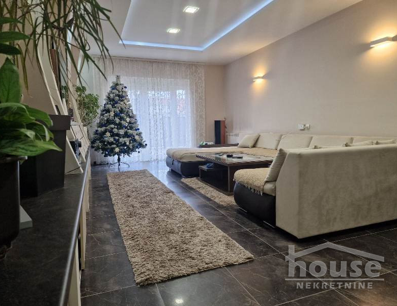 Kuća Prodaja Novi Sad  250 m2