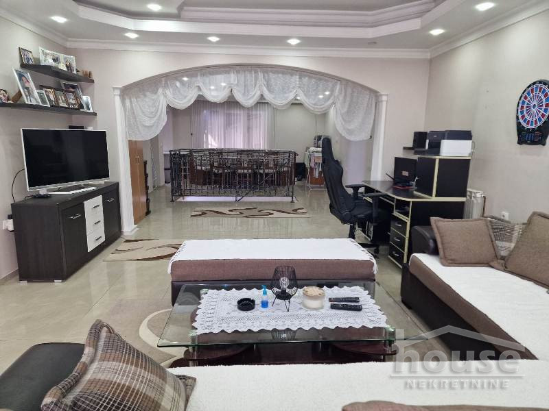 Kuća Prodaja Novi Sad  250 m2