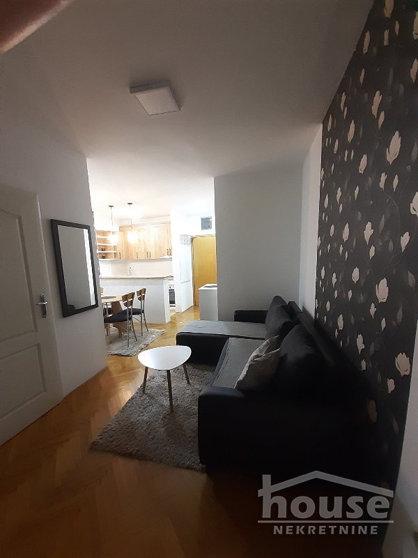 Stan Izdavanje Novi Sad  37 m2