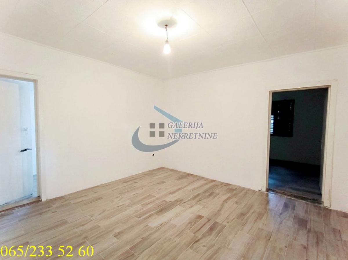 Kuća na prodaju, Mali Mokri Lug, Beograd, 59m², 108.000 €