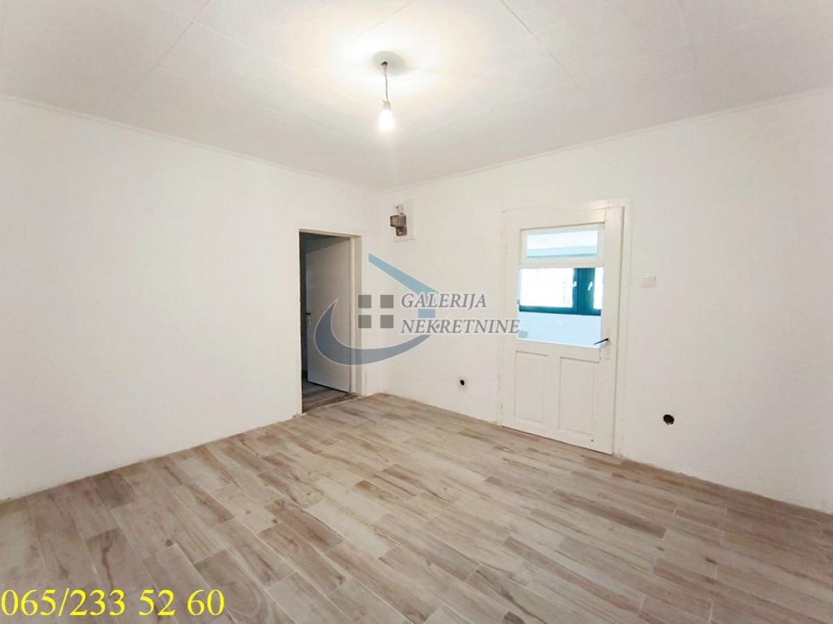 Kuća na prodaju, Mali Mokri Lug, Beograd, 59m², 108.000 €