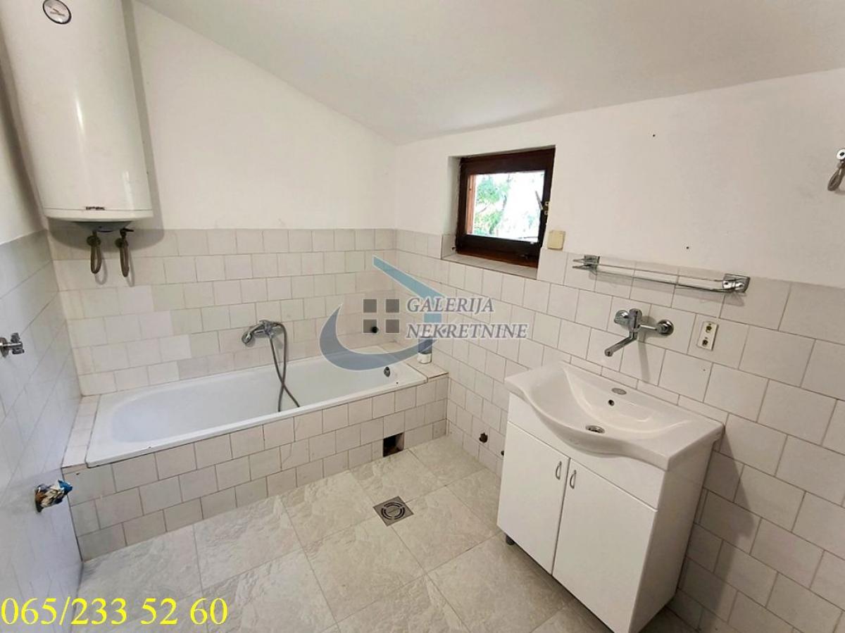 Kuća na prodaju, Mali Mokri Lug, Beograd, 59m², 108.000 €